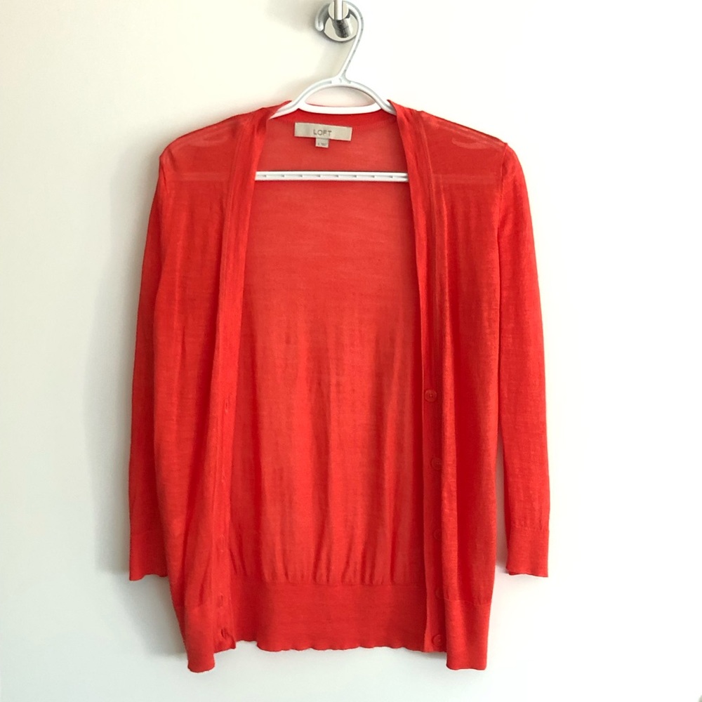Ann Taylor LOFT lightweight button-up cardigan